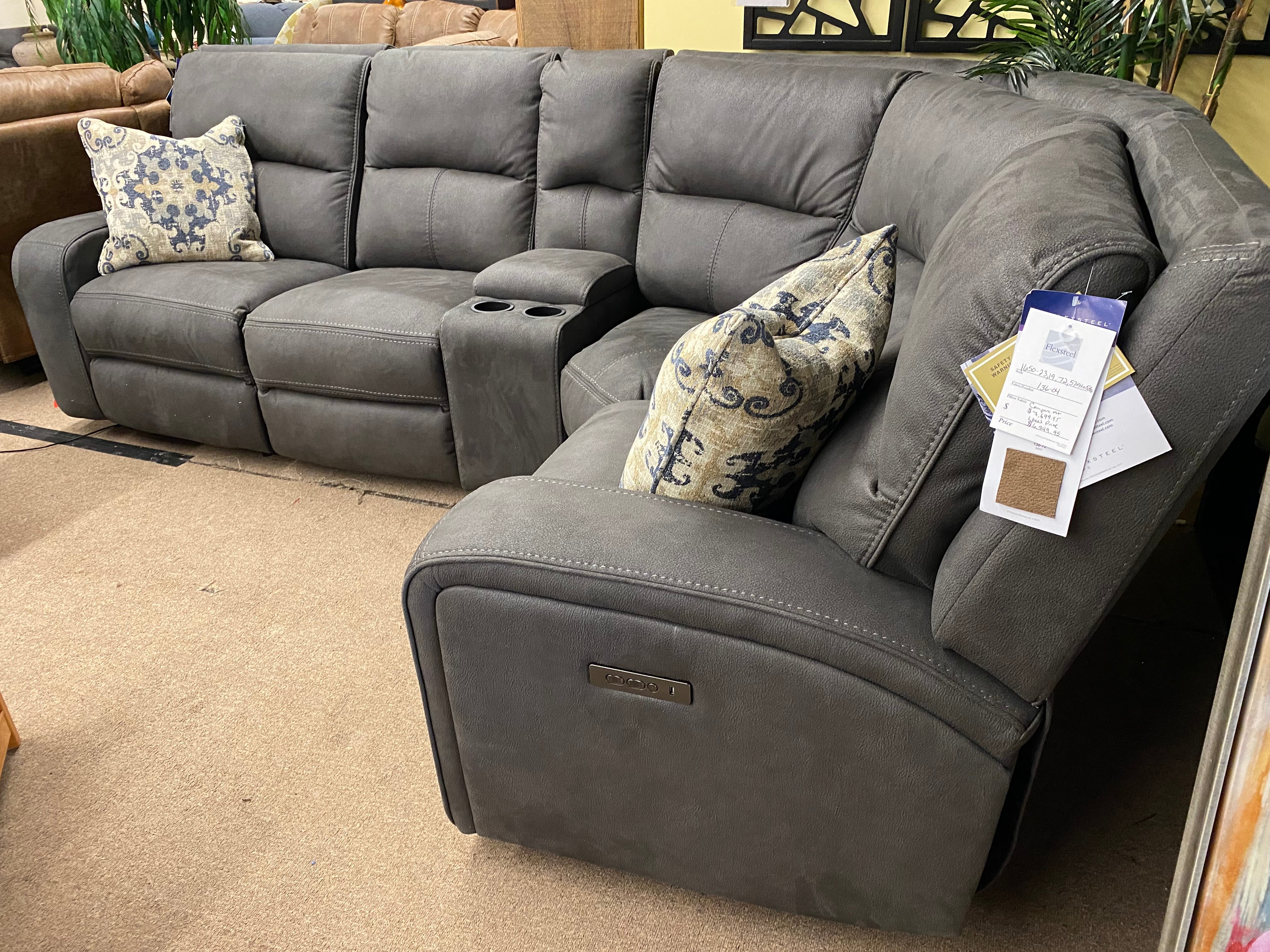 Flexsteel nirvana online sectional